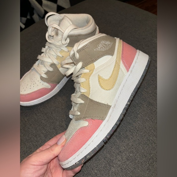 Nike Jordan multicolor white, beige, rose